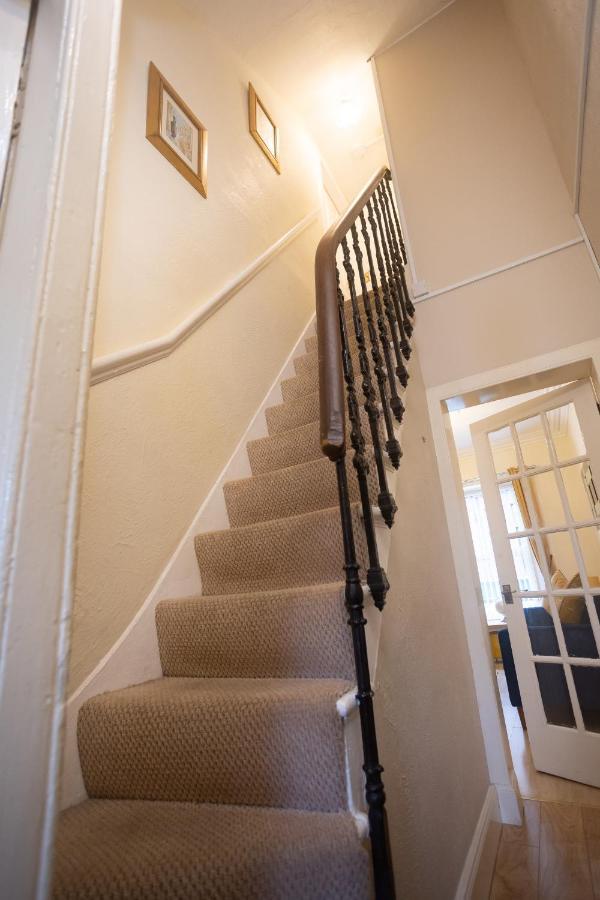 Sandgate 2-Bed Apartment In Ayr Central Location Esterno foto